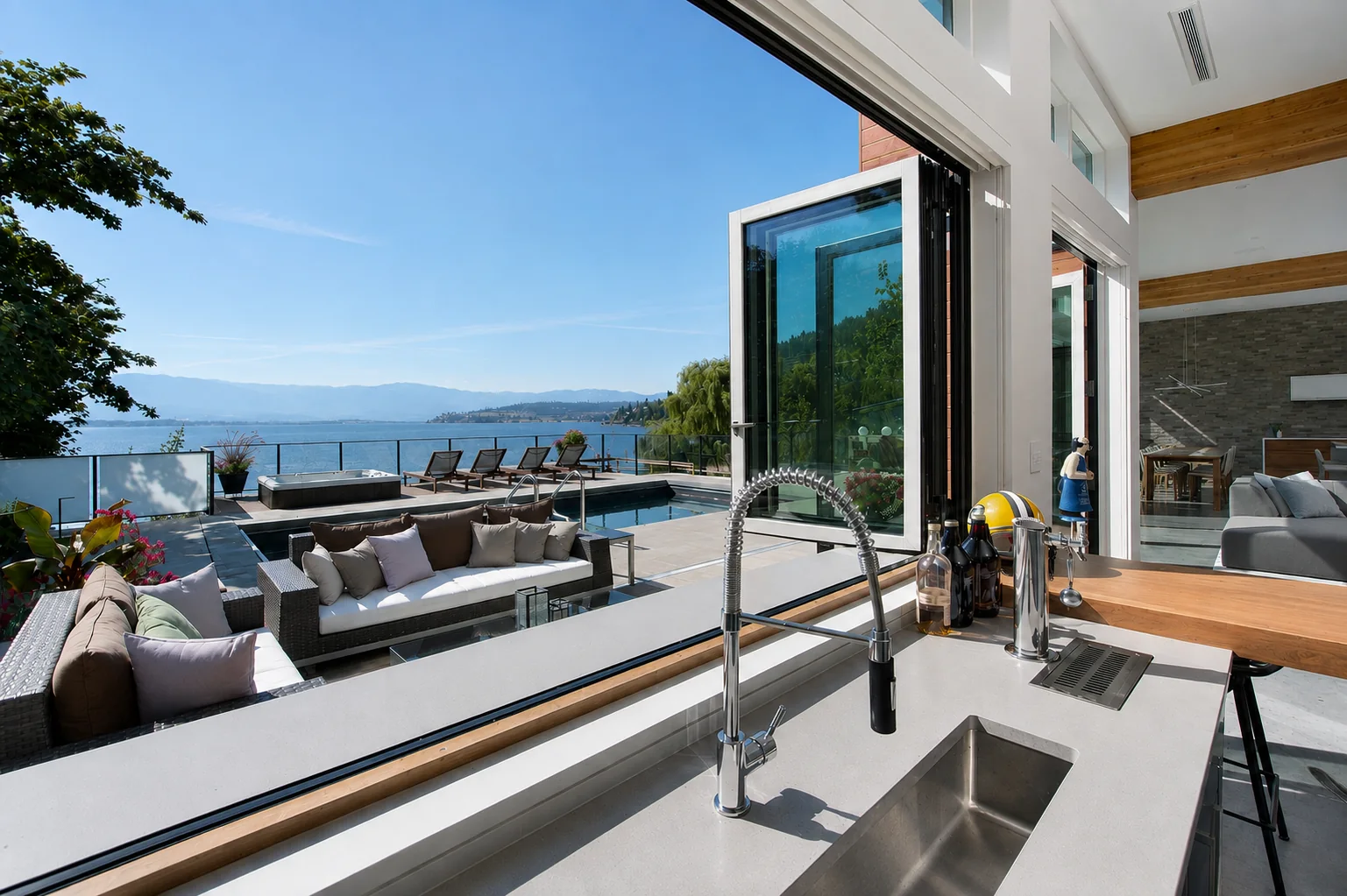 Folding Sliding Doors view 3